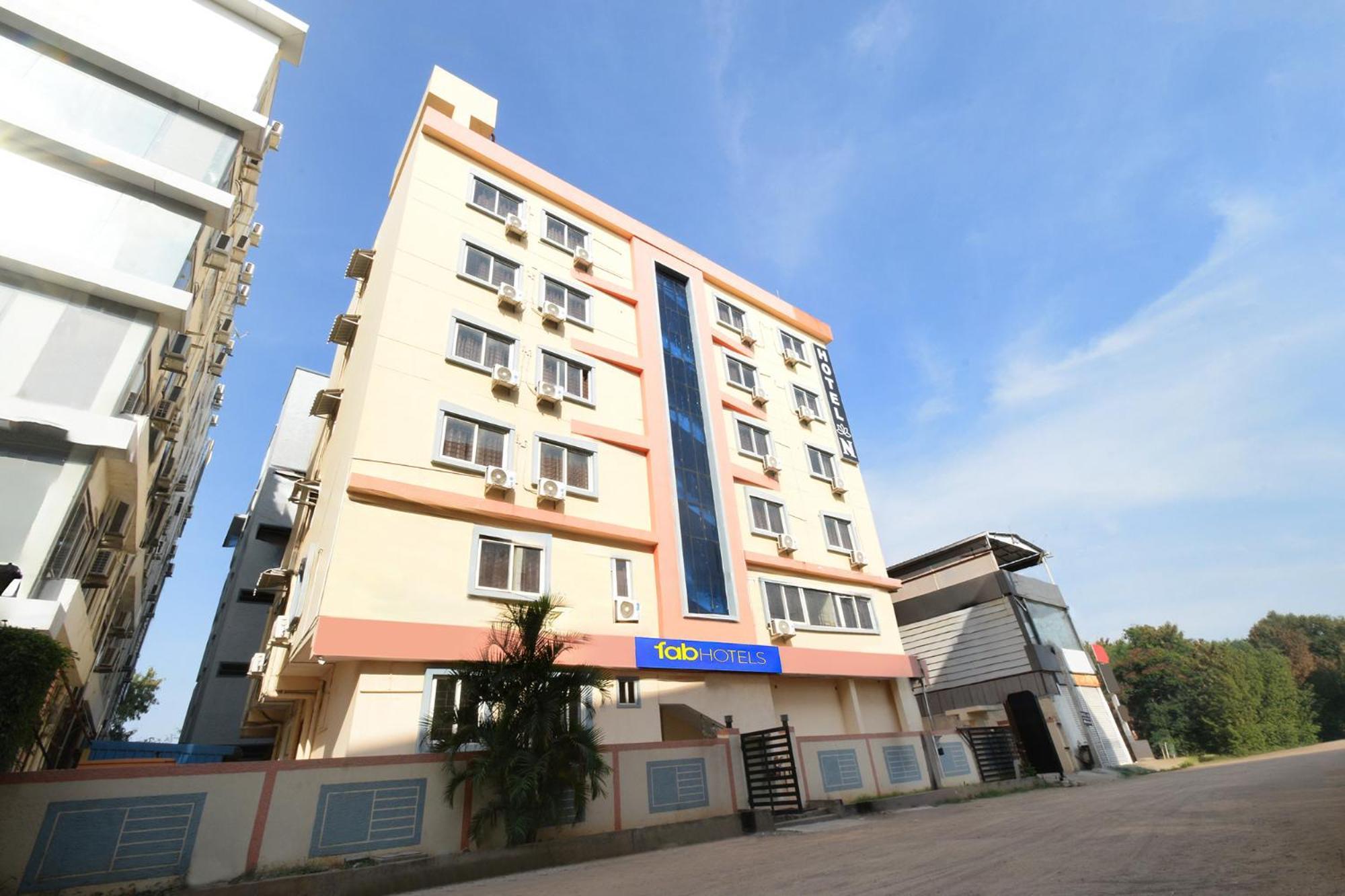 Fabhotel N Residency, Hitech City - 350M From Yashoda Hospital, Hitech City Hyderabad Eksteriør bilde