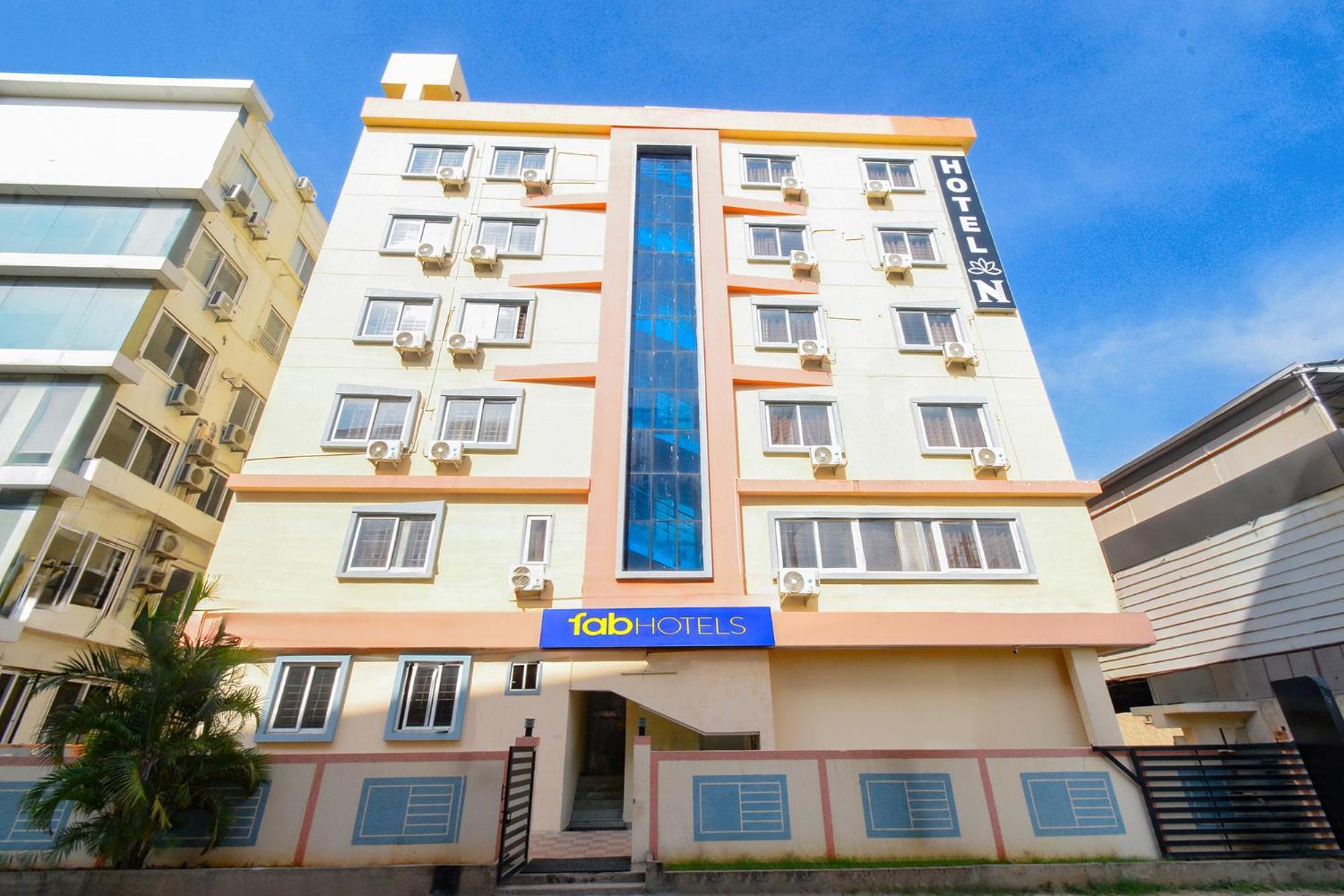 Fabhotel N Residency, Hitech City - 350M From Yashoda Hospital, Hitech City Hyderabad Eksteriør bilde